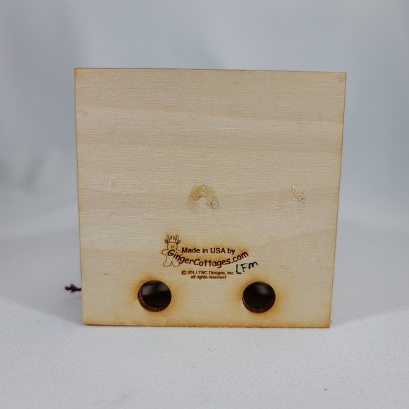 Ginger Cottages Church - Religious Decor - Picture 6 of 16